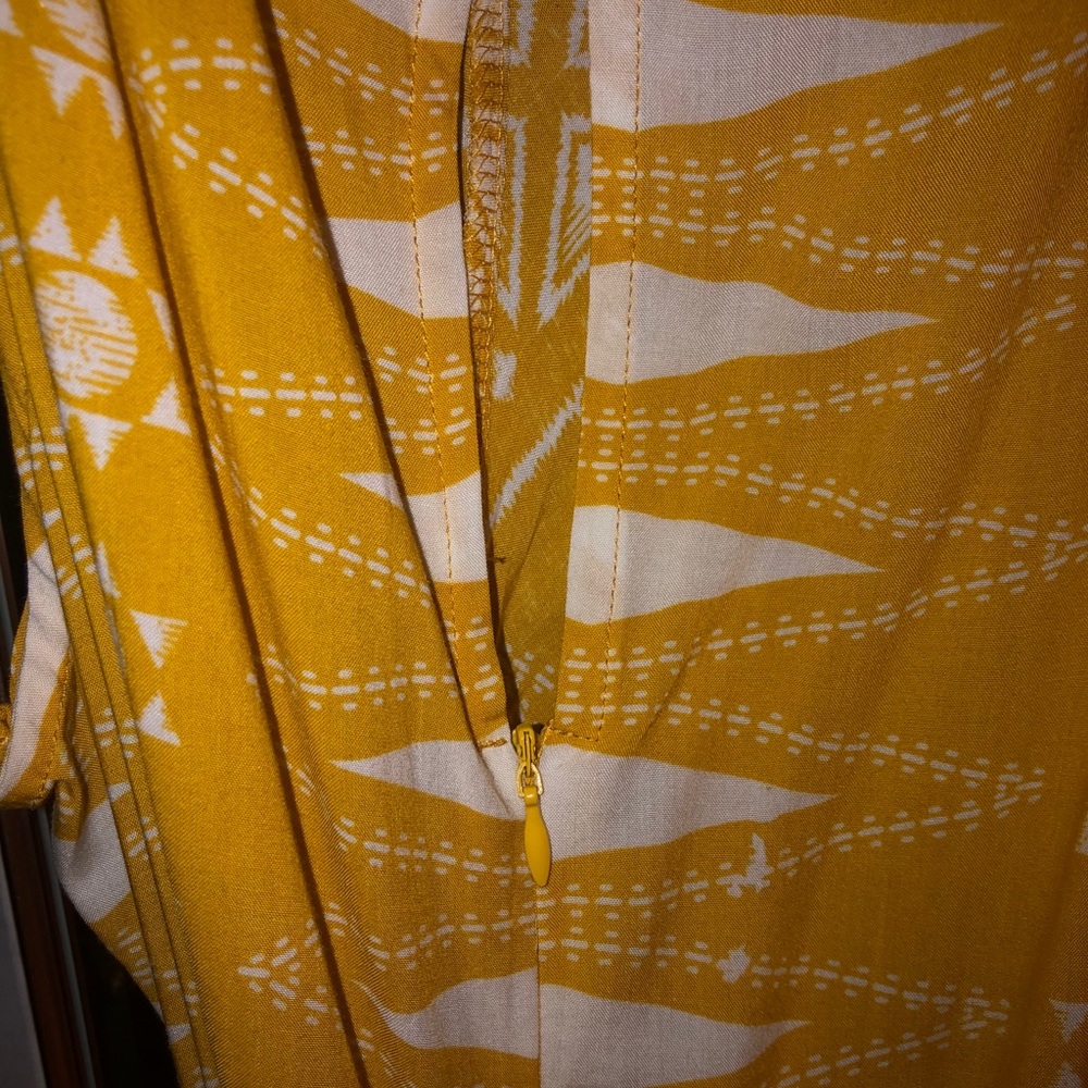 Cute Romper! - Picture 2 of 6